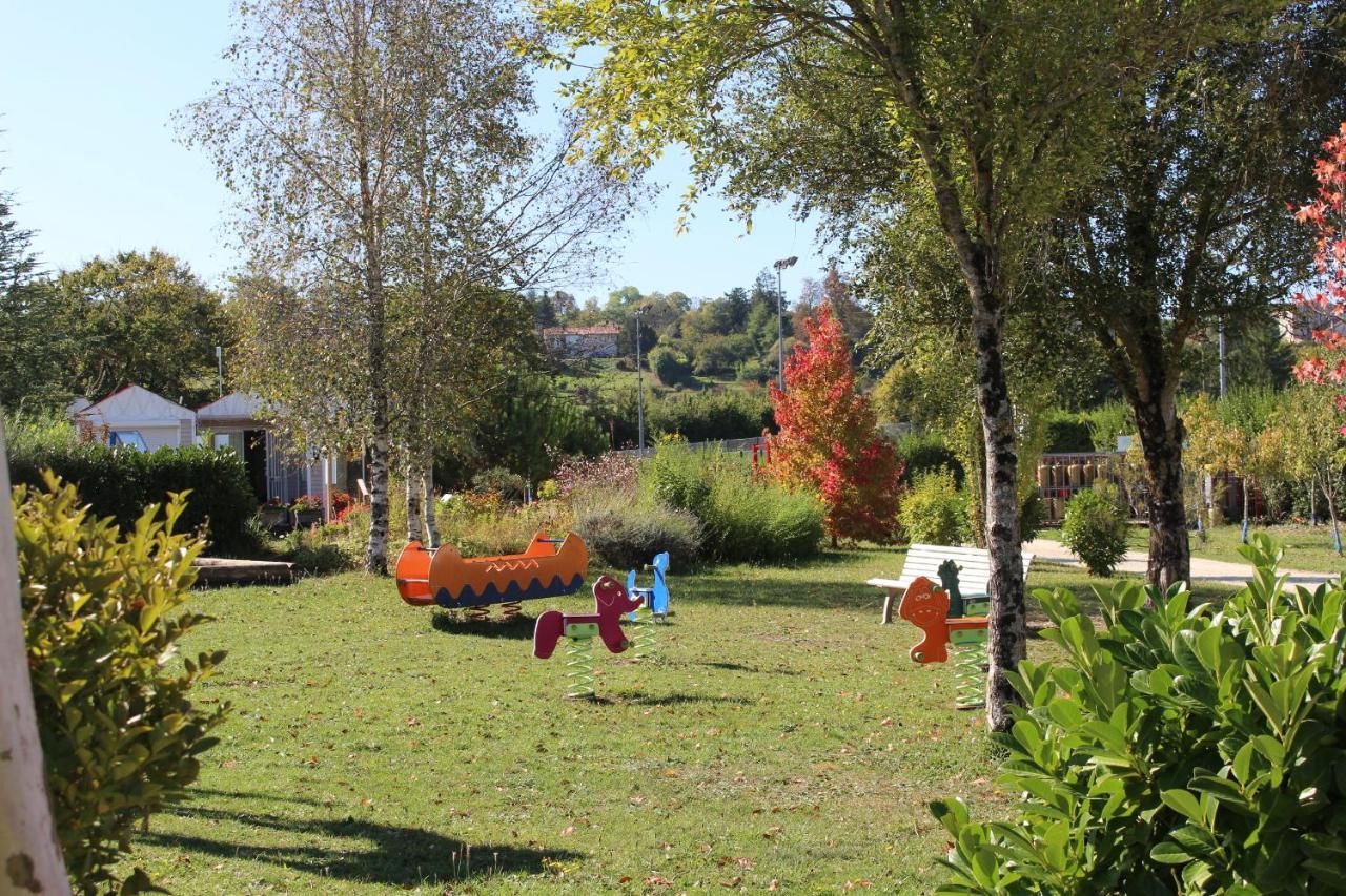 Camping Du Pontis Verteillac 外观 照片