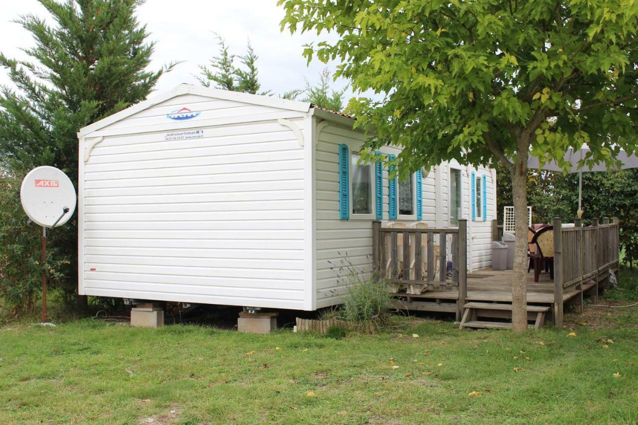 Camping Du Pontis Verteillac 外观 照片