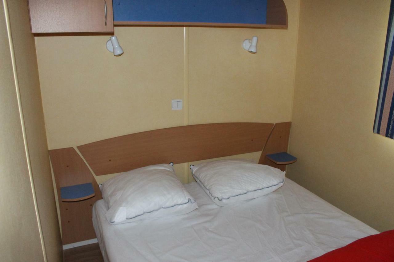 Camping Du Pontis Verteillac 外观 照片