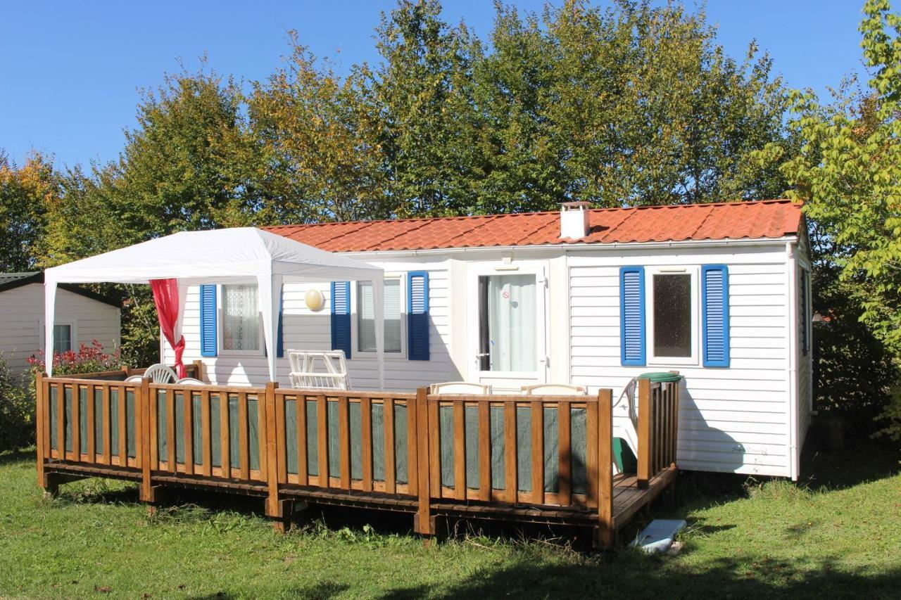 Camping Du Pontis Verteillac 外观 照片