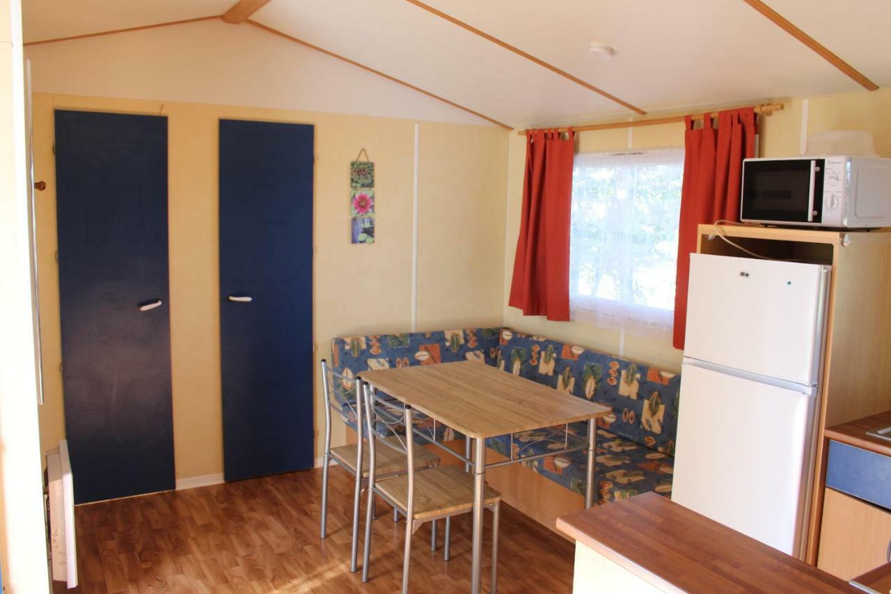 Camping Du Pontis Verteillac 外观 照片